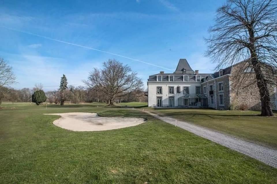 La Chambre Du Chateau De Bernalmont Liege Exterior photo