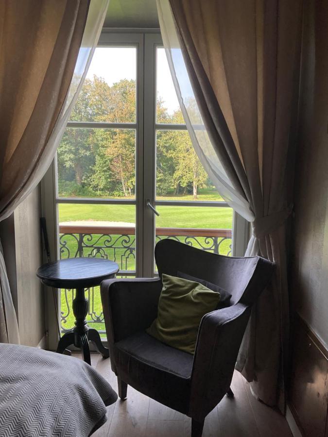 La Chambre Du Chateau De Bernalmont Liege Exterior photo